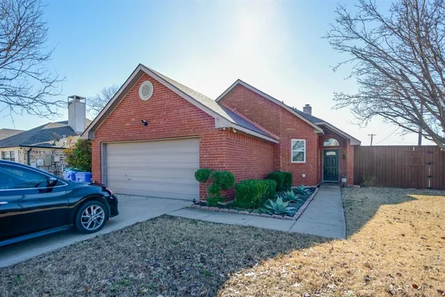 $1,900 | 7402 Ryan Road, Rowlett, TX 75089