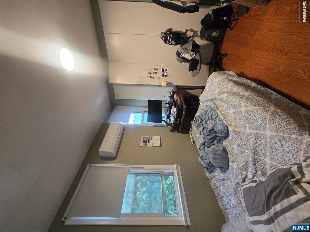 37 Riverside Avenue Little Ferry, NJ 07643 - Photo 13 of 15 Gallery Image 13
