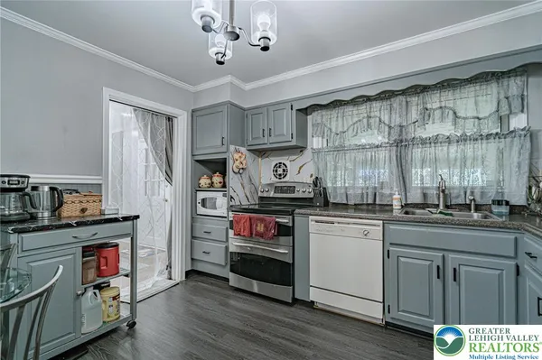 $3,100 | 2627 Nottingham Road, Bethlehem, PA 18017
