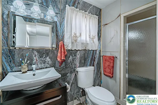 $3,100 | 2627 Nottingham Road, Bethlehem, PA 18017