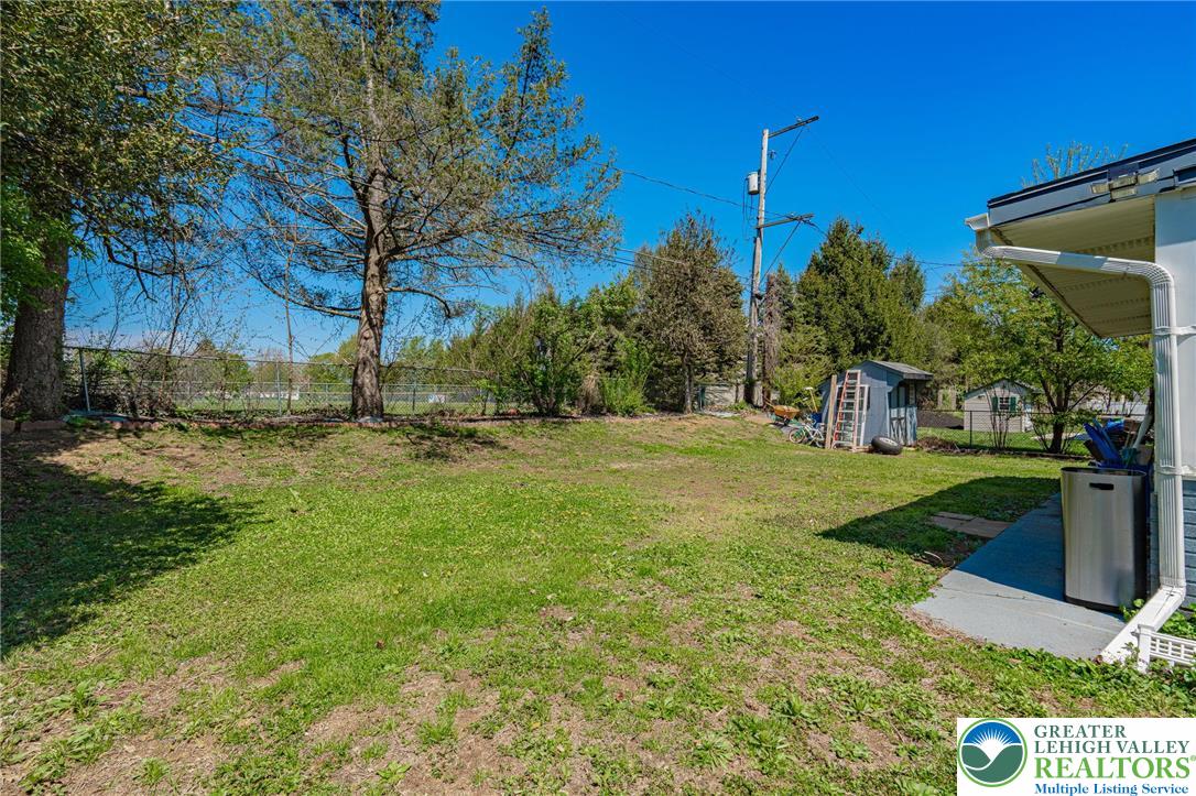 2627 Nottingham Road Bethlehem, PA 18017 - Photo 28 of 31