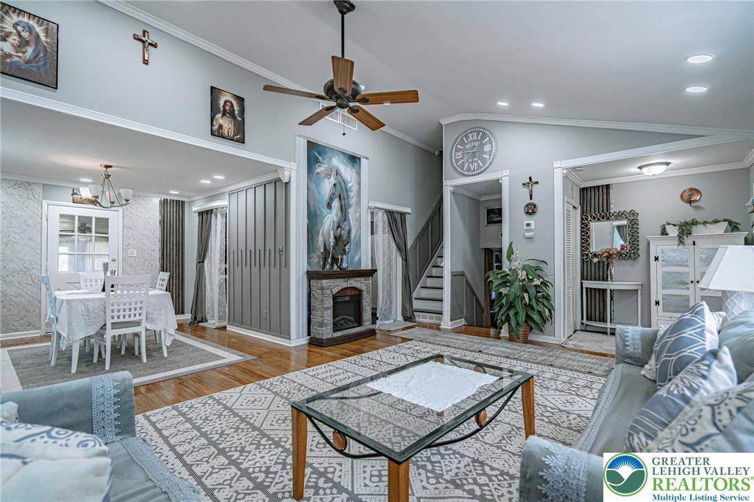 2627 Nottingham Road Bethlehem, PA 18017 - Photo 6 of 31