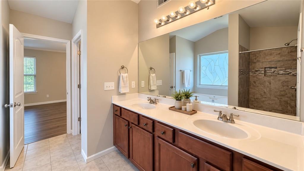 7495 Springbox Drive Fairburn, GA 30213 - Photo 11 of 23 Gallery Image 11