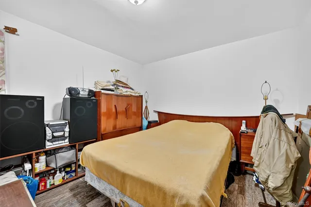 $809,999 | 356 North Broadway, Yonkers, NY 10701