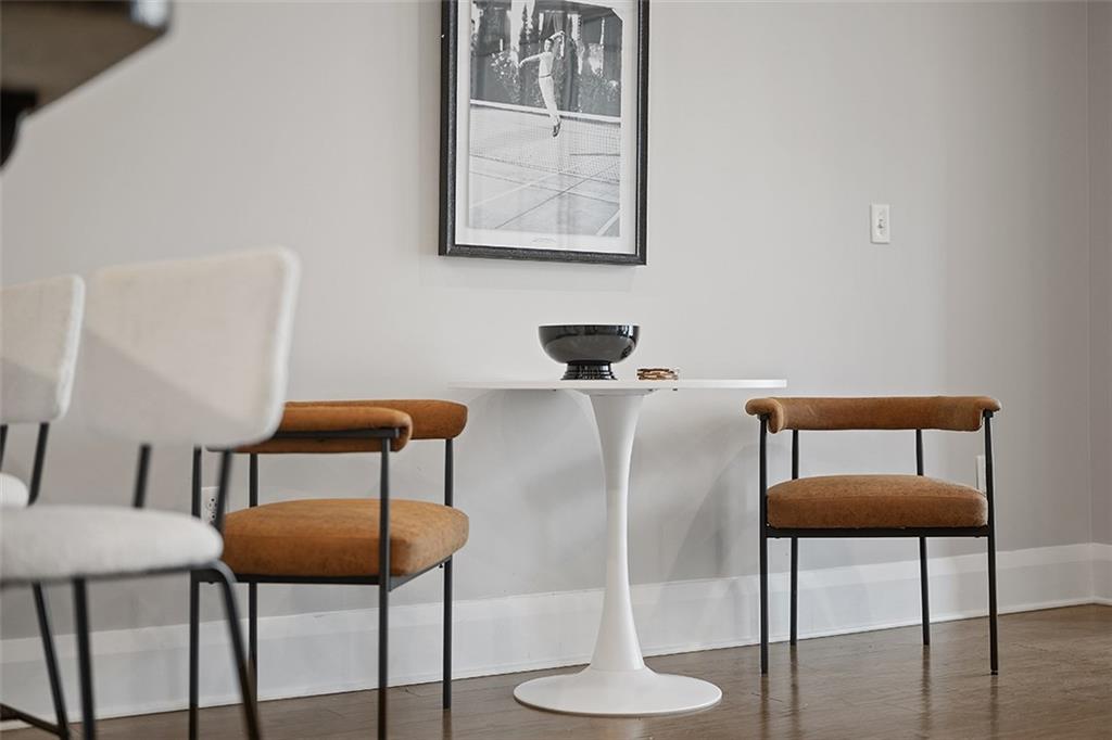301 Fifth Avenue, Unit 506 Pittsburgh, PA 15222 - Photo 9 of 21 a dining room with furniture and a table