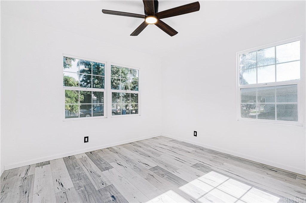 6725 Belmar Avenue Reseda, CA 91335 - Photo 29 of 32 a view of a room with a window