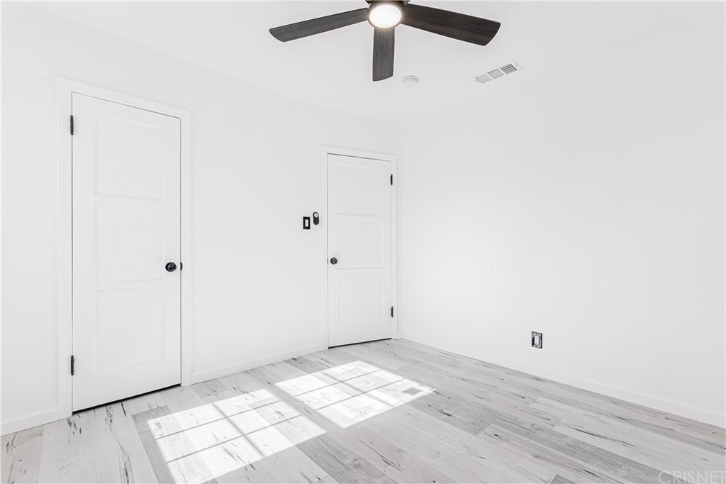 6725 Belmar Avenue Reseda, CA 91335 - Photo 30 of 32