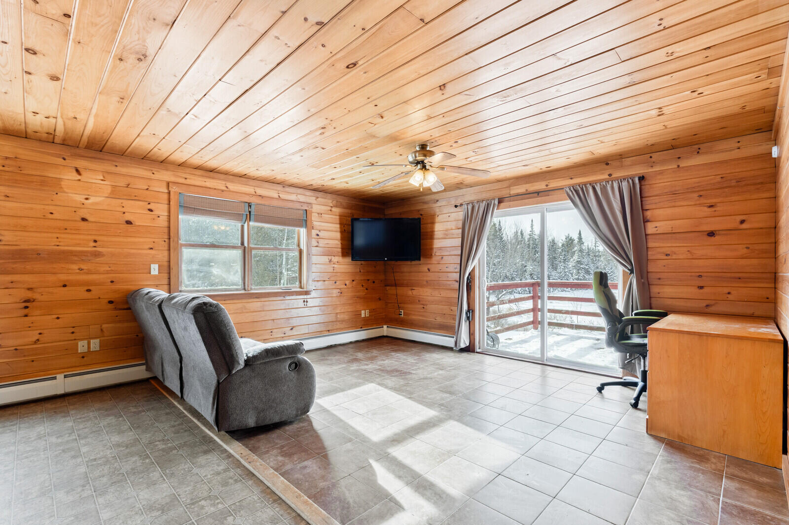 45 Carter Road Troy, ME 04987 - Photo 11 of 36 Living Room
