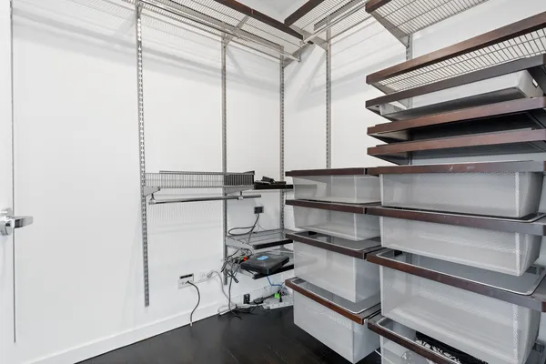 $525,000 | 653 North Kingsbury Street, Unit 1405, Chicago, IL 60654
