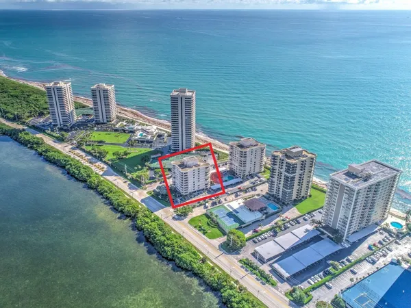 $4,750 | 5480 North Ocean Drive, Unit B2A, Singer Island, FL 33404