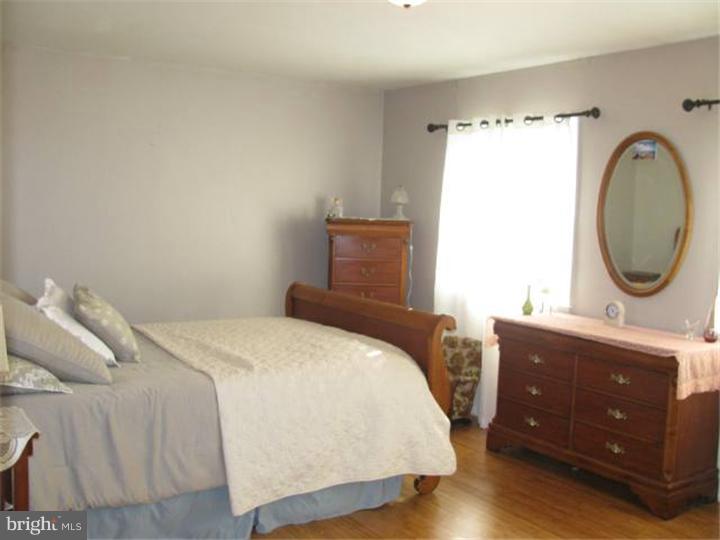 531 Pershing Boulevard Reading, PA 19607 - Photo 8 of 13 Gallery Image 8