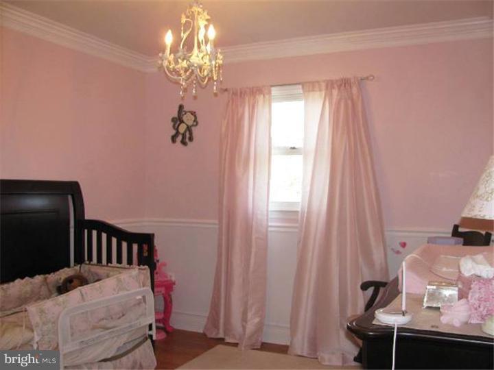 531 Pershing Boulevard Reading, PA 19607 - Photo 10 of 13 Gallery Image 10