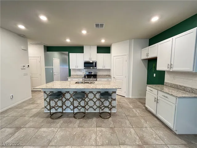 $3,000 | 7919 Satiny Court, North Las Vegas, NV 89084