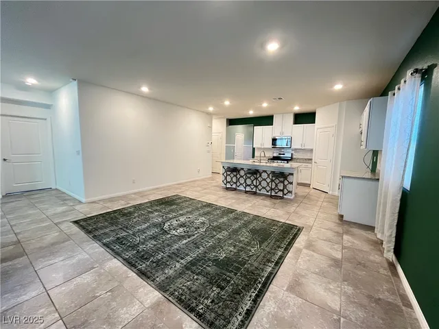 $3,000 | 7919 Satiny Court, North Las Vegas, NV 89084