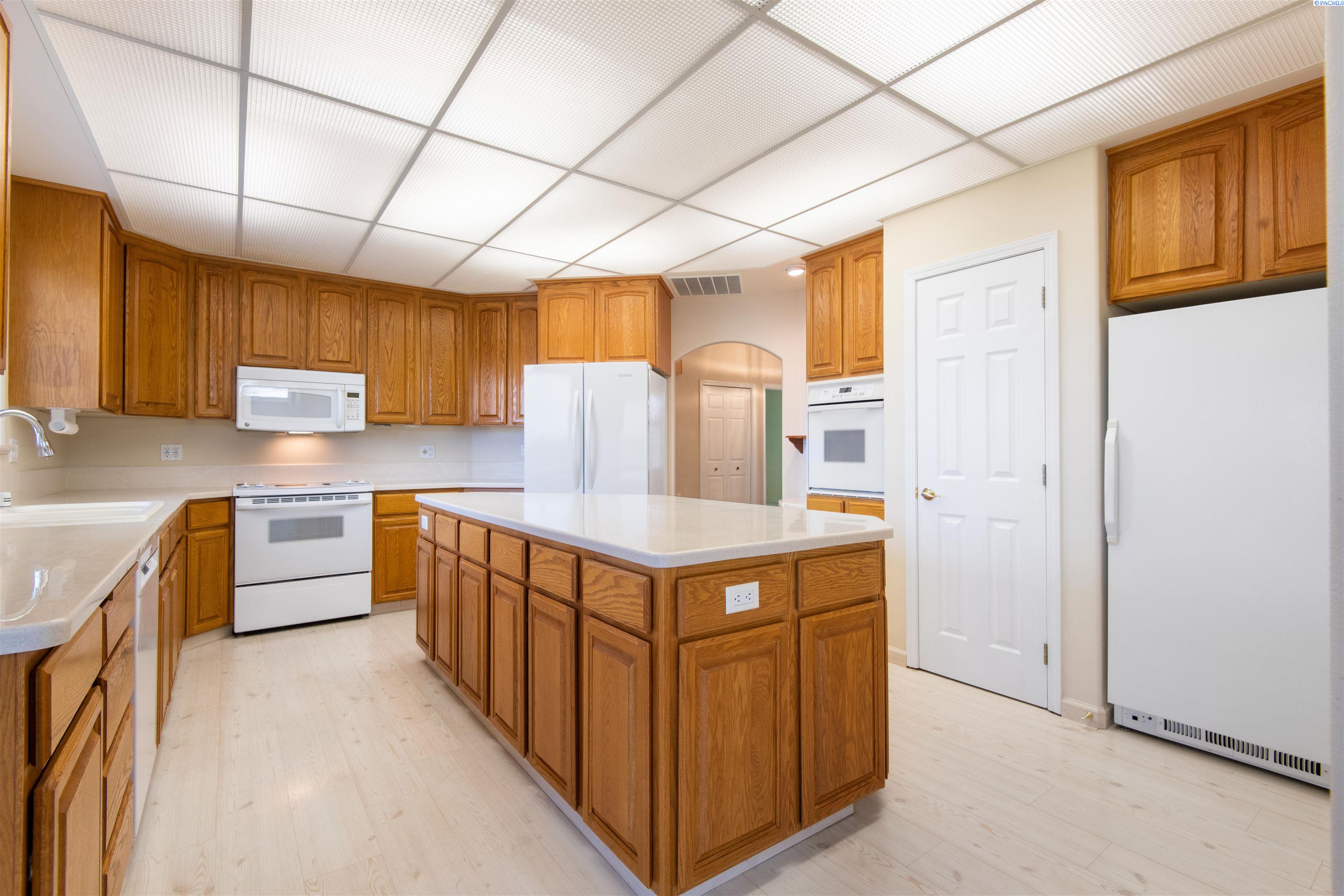 225804 East Donelson Road Kennewick, WA 99337 - Photo 9 of 30 Gallery Image 9
