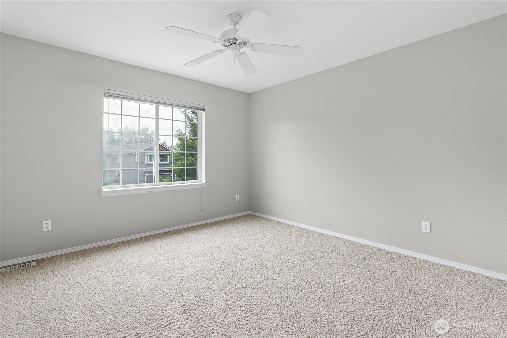 21017 Springhaven Way East Bonney Lake, WA 98391 - Photo 34 of 40