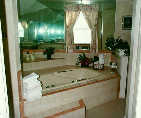 830 Bebout Road Venetia, PA 15367 - Photo 7 of 8 Gallery Image 7
