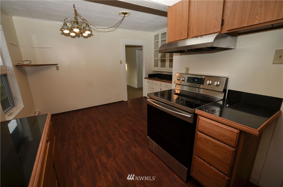 413 I Street Cosmopolis, WA 98537 - Photo 11 of 25 Gallery Image 11