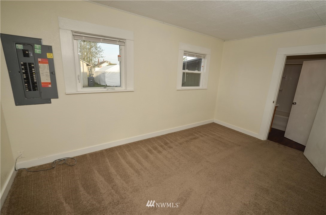 413 I Street Cosmopolis, WA 98537 - Photo 6 of 25 Gallery Image 6