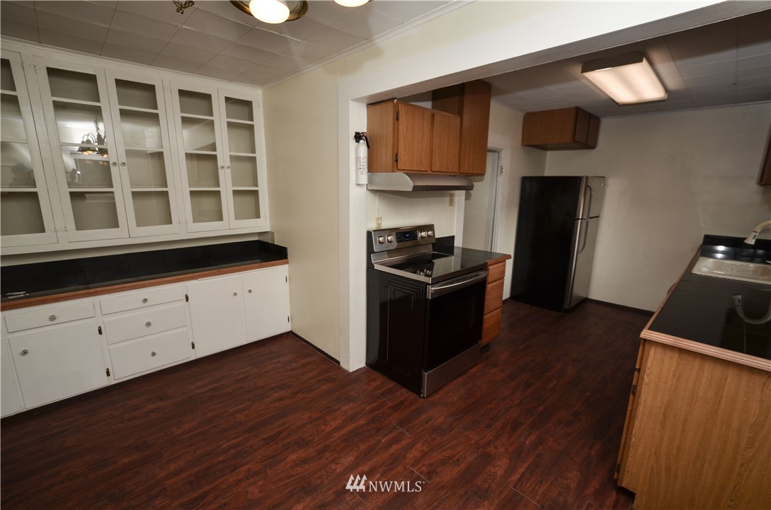 413 I Street Cosmopolis, WA 98537 - Photo 9 of 25 Gallery Image 9