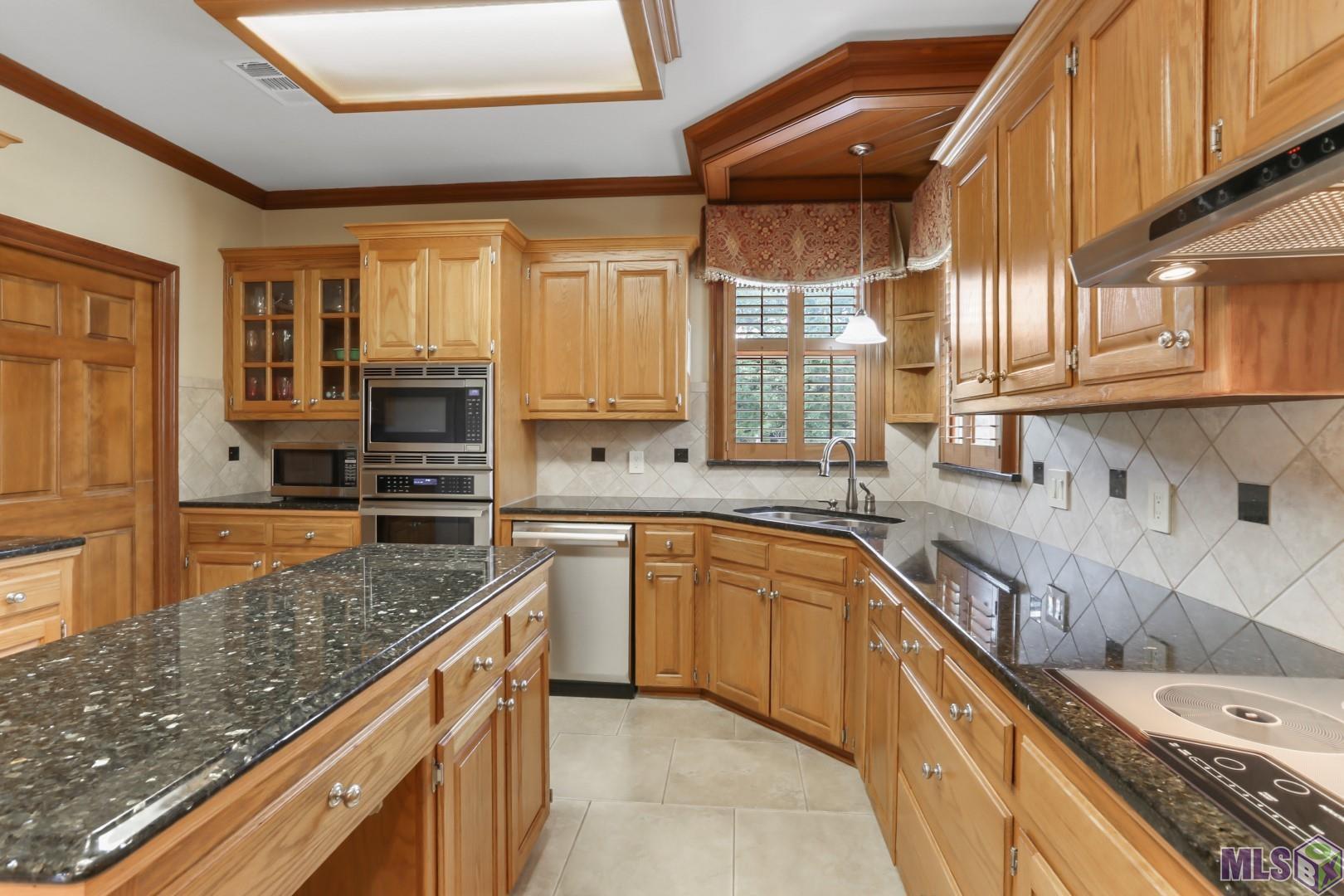 18040 Cascades Avenue St. George, LA 70810 - Photo 2 of 20