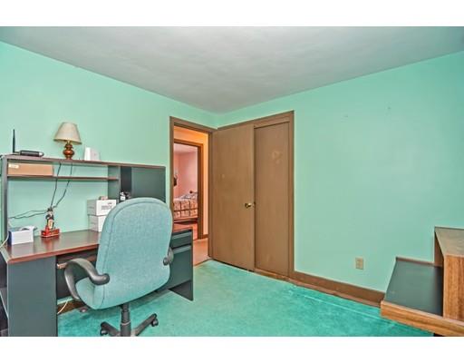 4 Charlesgate Road Chelmsford, MA 01824 - Photo 15 of 32