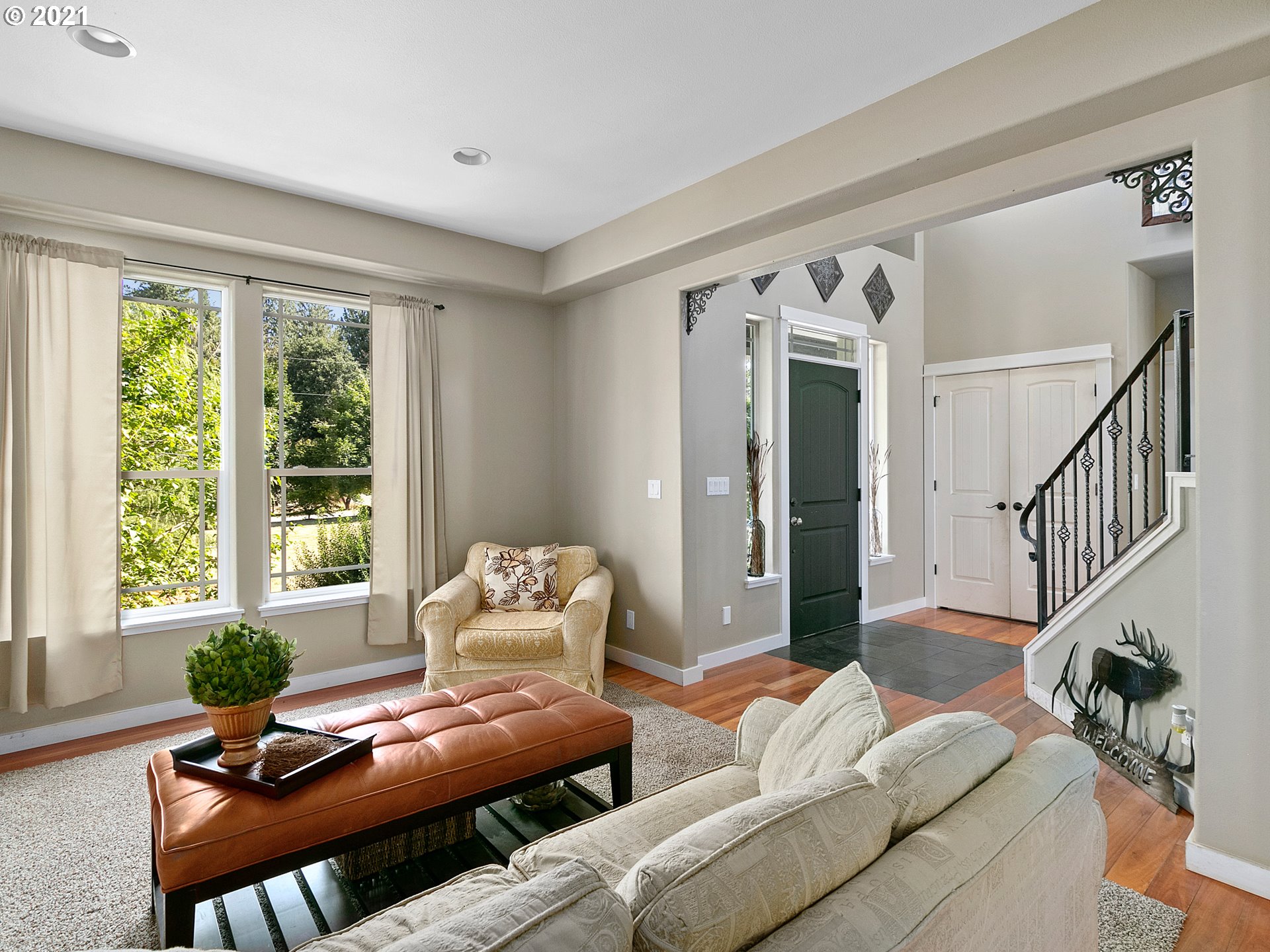 35412 Southeast Shade Tree Lane Estacada, OR 97023 - Photo 4 of 32 a living room with furniture and a window