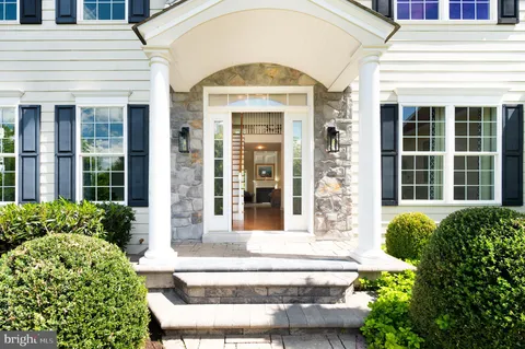 $895,000 | 104 Pennfield Drive, Kennett Square, PA 19348