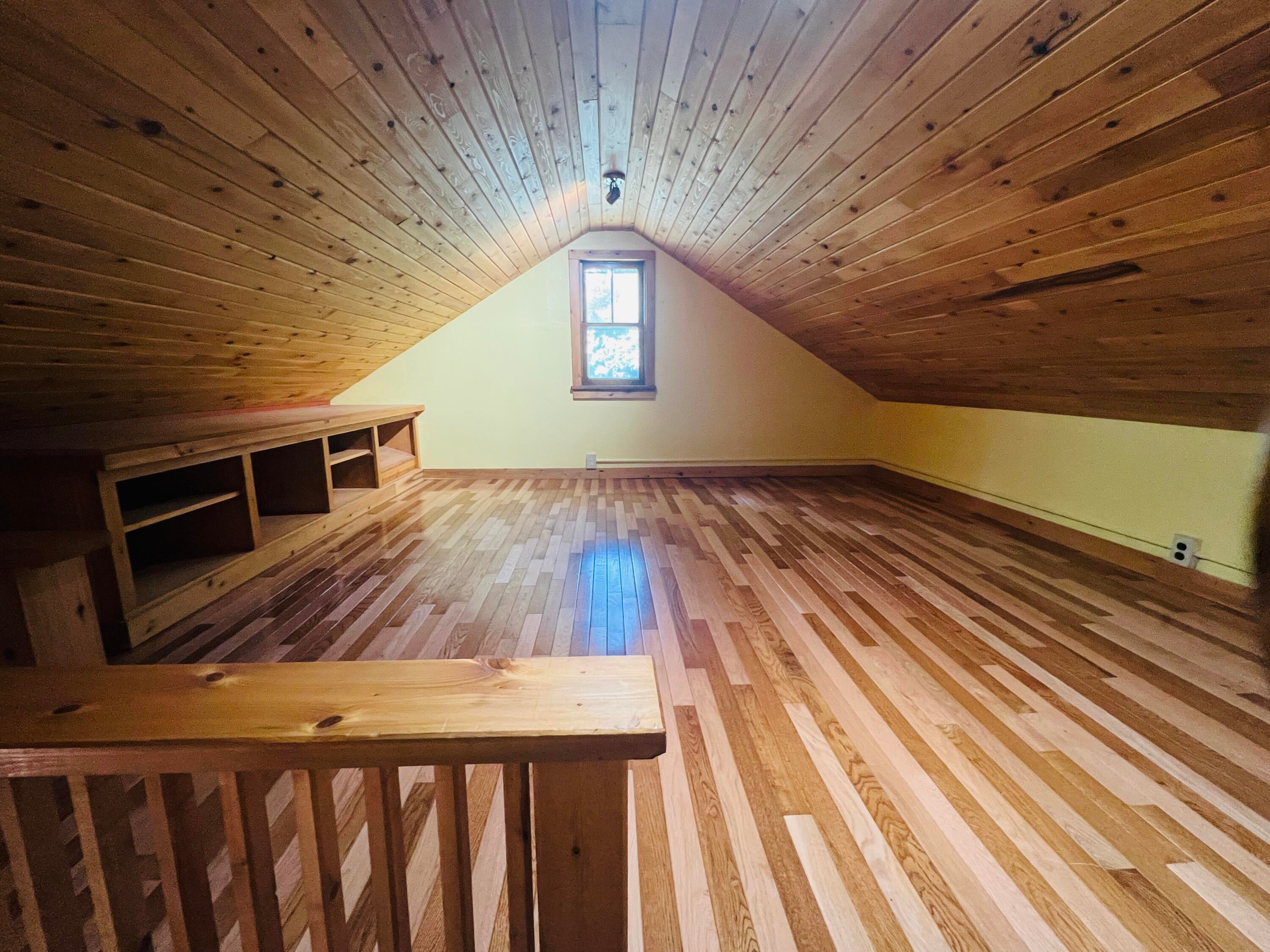 239 Ridge Street Sault Ste. Marie, MI 49783 - Photo 24 of 36 Gallery Image 24