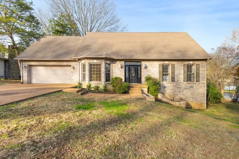 $449,000 | 2440 Ravine Drive, Nashville, TN 37217