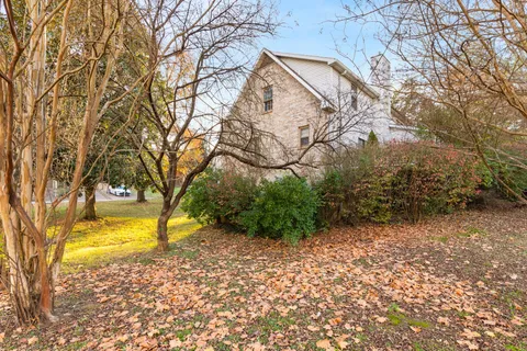 $449,000 | 2440 Ravine Drive, Nashville, TN 37217