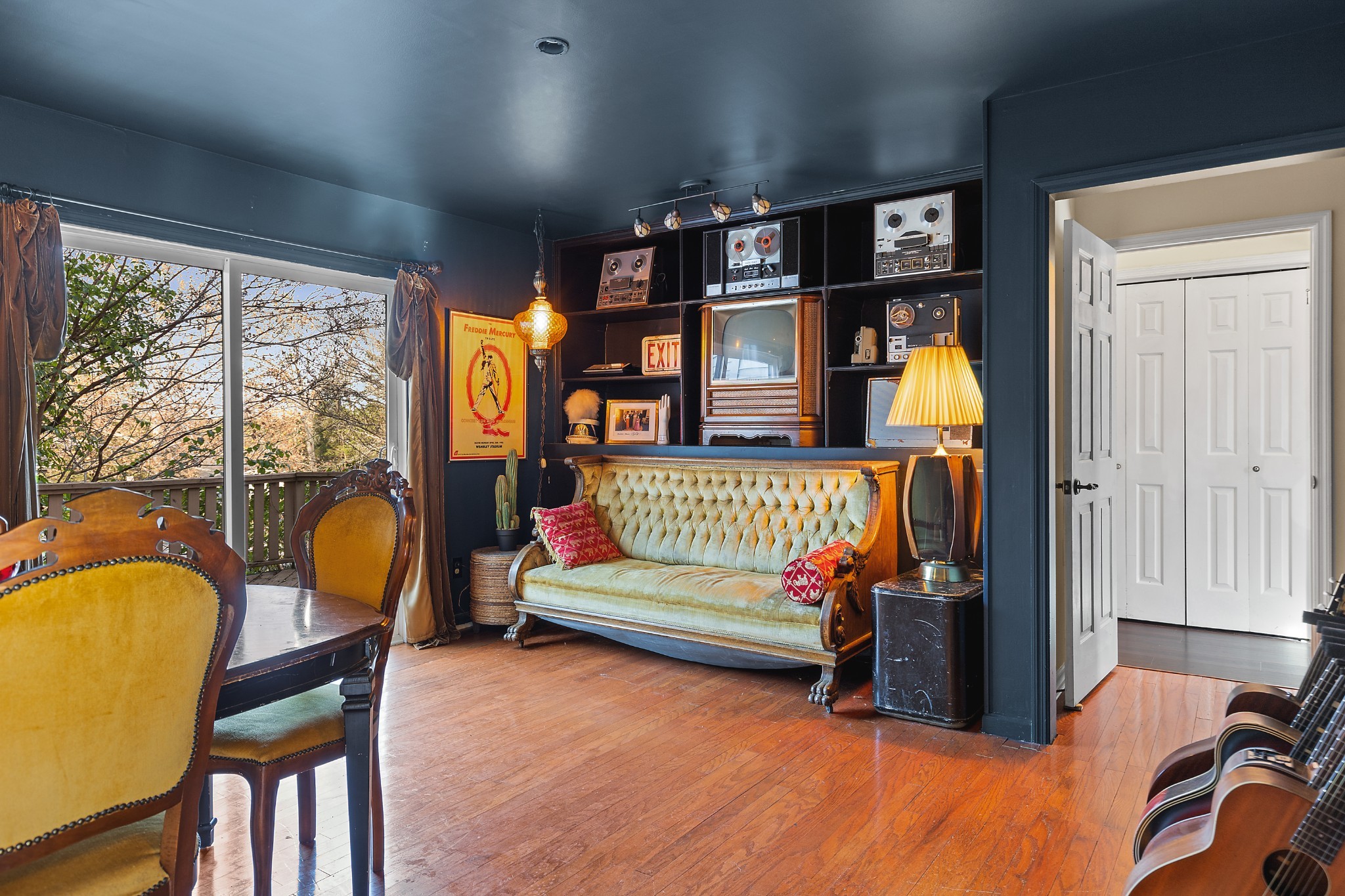 2440 Ravine Drive Nashville, TN 37217 - Photo 9 of 34