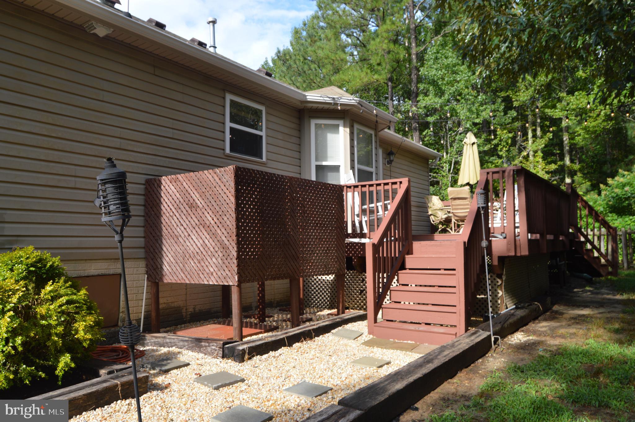 12041 Jesse Lane Ruther Glen, VA 22546 - Photo 12 of 40 Outside shower