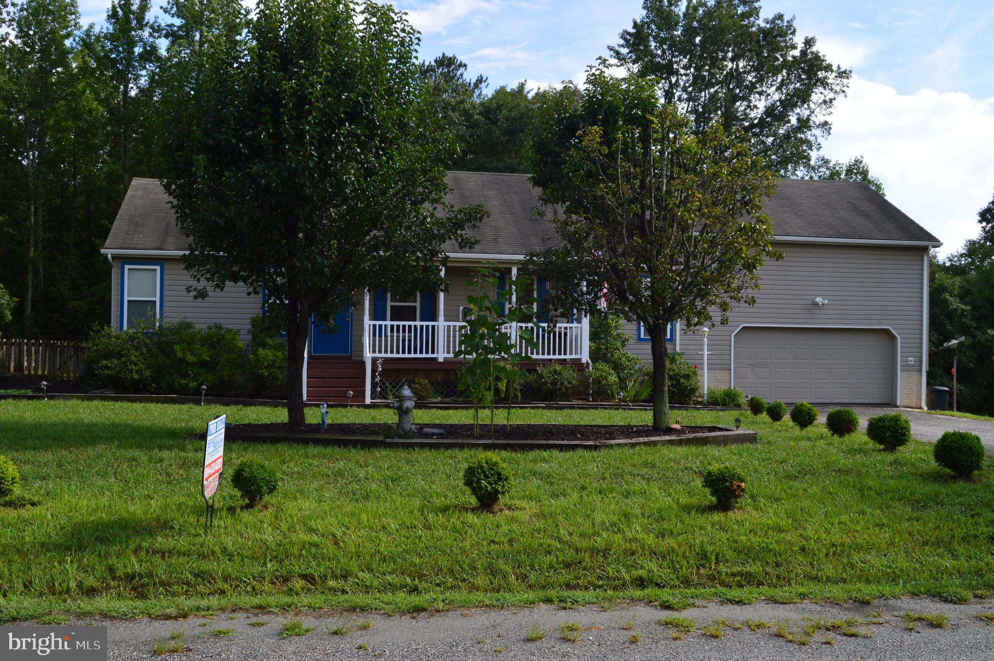 12041 Jesse Lane Ruther Glen, VA 22546 - Photo 7 of 40 Front from road