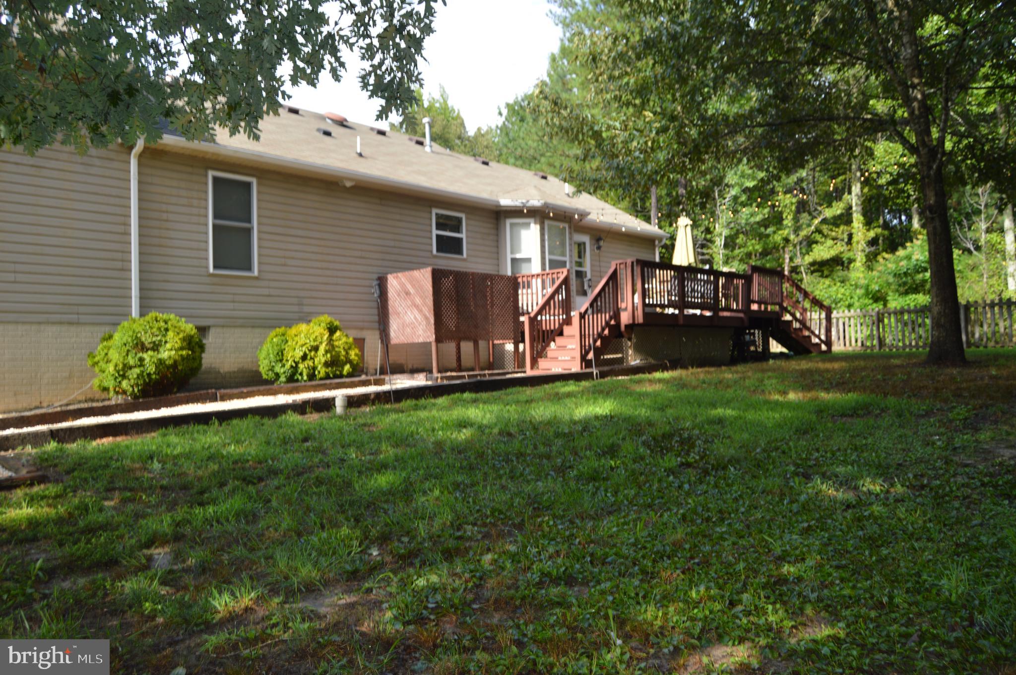 12041 Jesse Lane Ruther Glen, VA 22546 - Photo 9 of 40 Rear