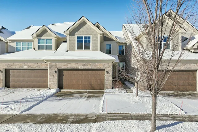 $740,000 | 3056 North Spurway Drive, Ann Arbor, MI 48105