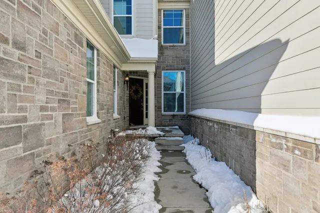 $740,000 | 3056 North Spurway Drive, Ann Arbor, MI 48105