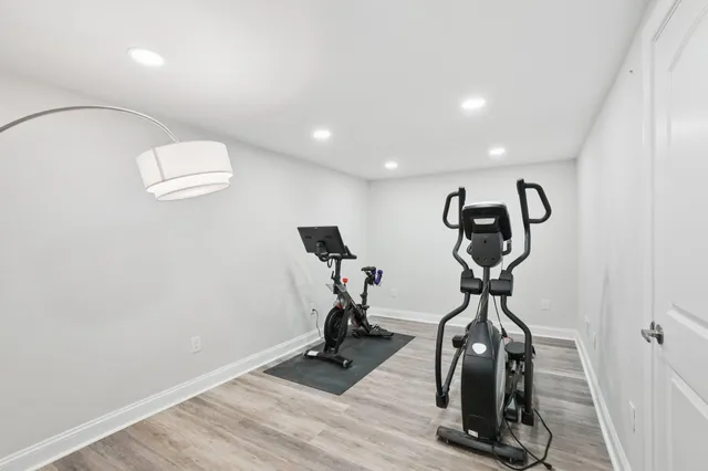 $740,000 | 3056 North Spurway Drive, Ann Arbor, MI 48105