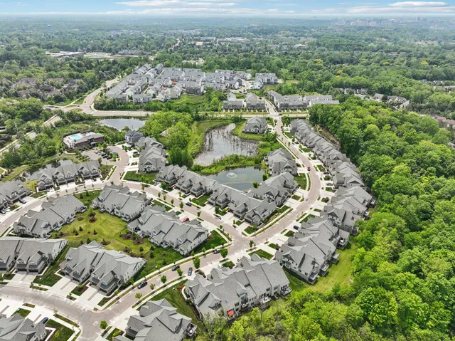 $740,000 | 3056 North Spurway Drive, Ann Arbor, MI 48105