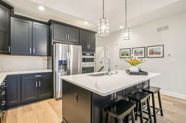 $740,000 | 3056 North Spurway Drive, Ann Arbor, MI 48105