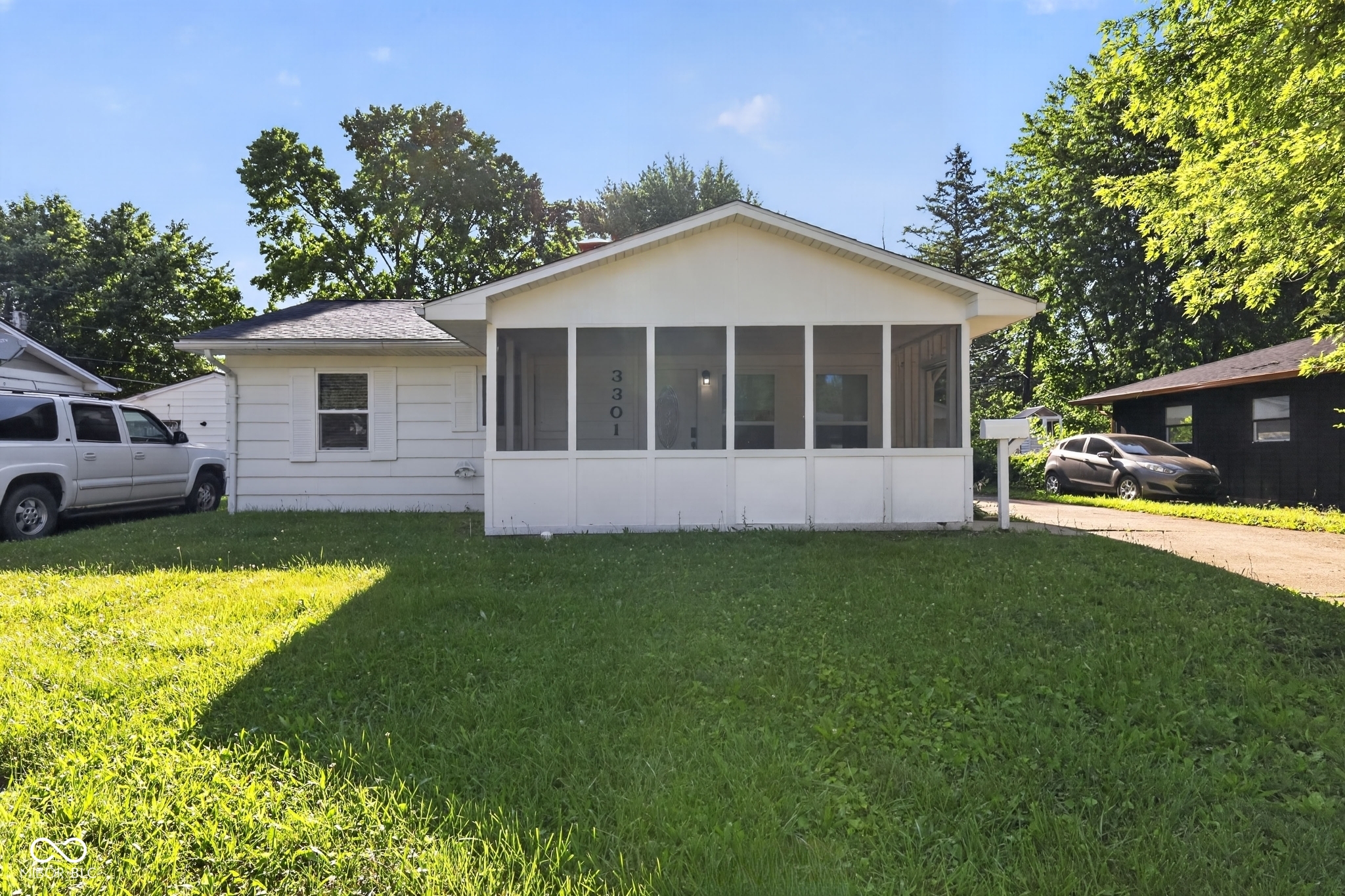 3301 Auburn Road Indianapolis, IN 46224 - Photo 5 of 27 Gallery Image 5