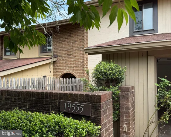 $339,900 | 19555 Brassie Place, Unit 9, Montgomery Village, MD 20886