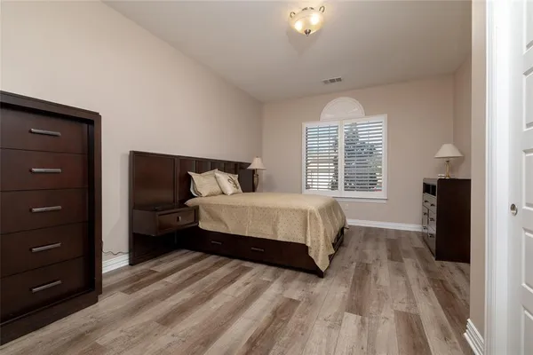 $893,900 | 11517 Parkcrest Drive, Denton, TX 76207