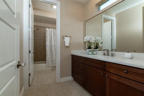 $893,900 | 11517 Parkcrest Drive, Denton, TX 76207