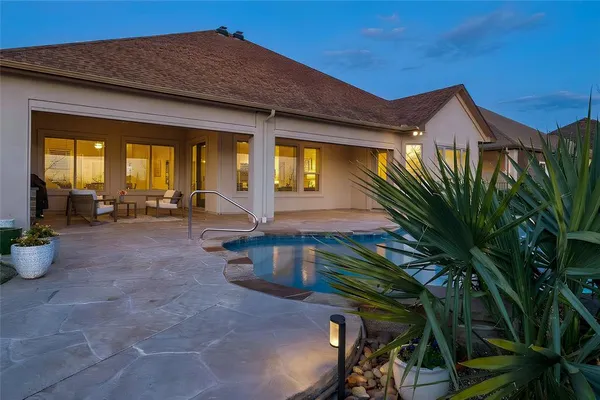 $893,900 | 11517 Parkcrest Drive, Denton, TX 76207