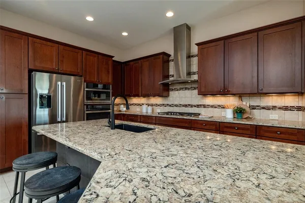 $893,900 | 11517 Parkcrest Drive, Denton, TX 76207