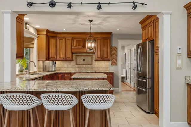 $1,775,000 | 28 Hunters Run, Rye, NH 03870