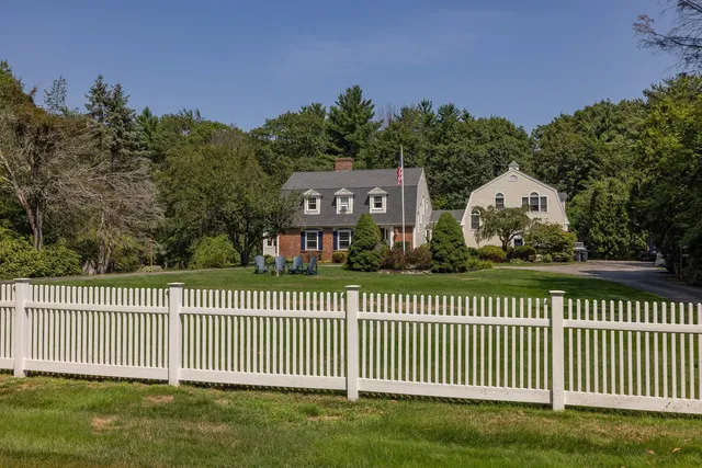 $1,775,000 | 28 Hunters Run, Rye, NH 03870