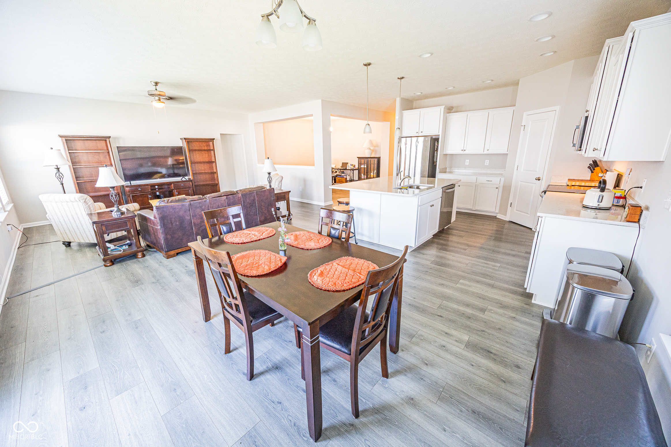8822 Rowling Way Indianapolis, IN 46239 - Photo 15 of 44
