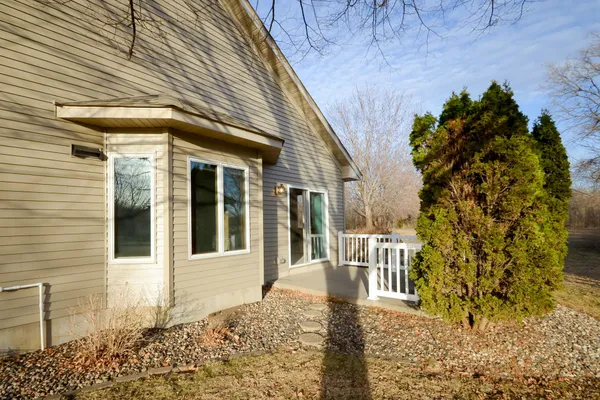 $320,000 | 228 Goldfinch Lane, Clearwater, MN 55320